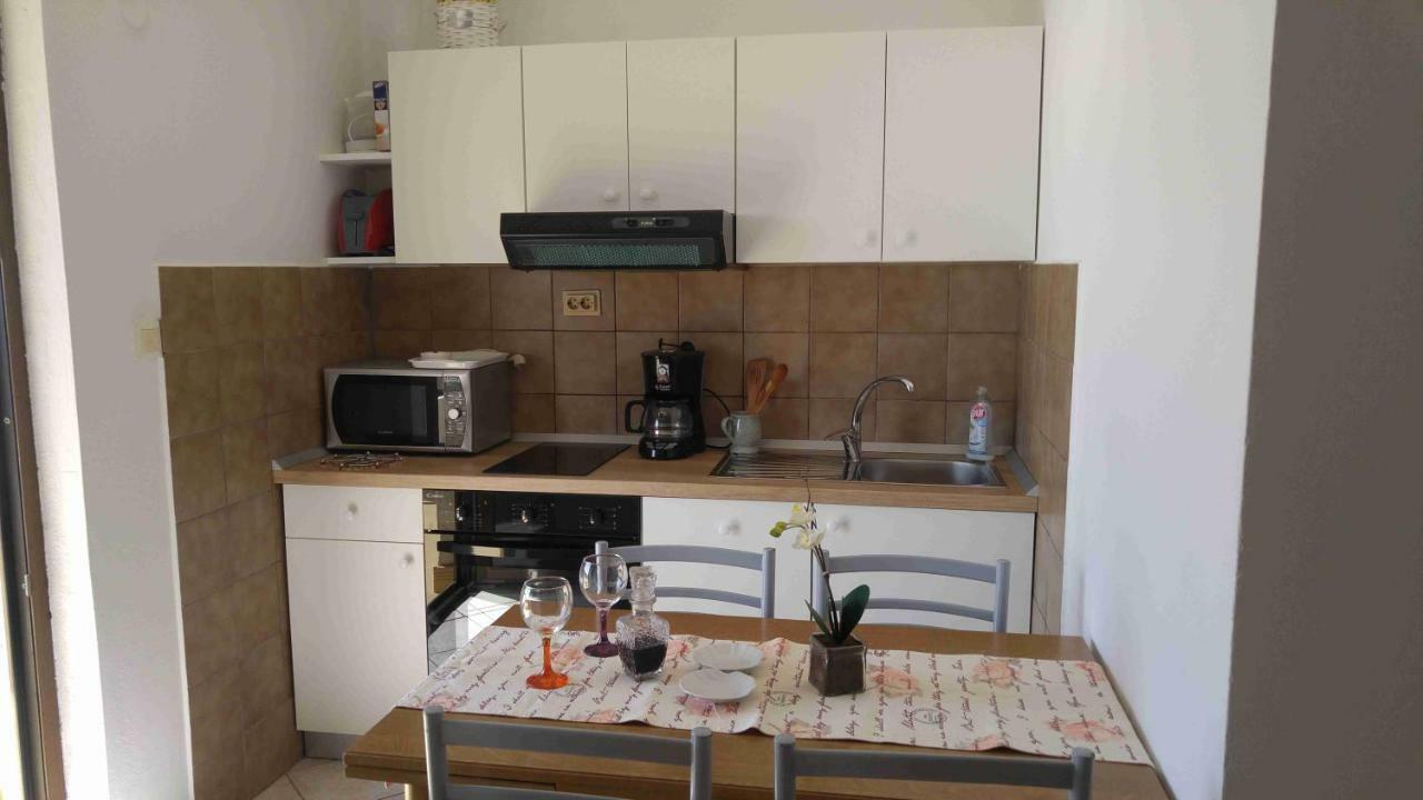 Vera Apartment 1 Rogoznica  Exteriér fotografie