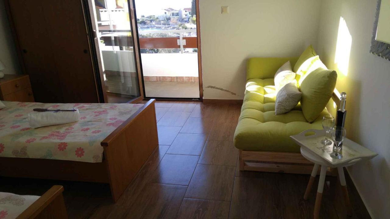 Vera Apartment 1 Rogoznica  Pokoj fotografie